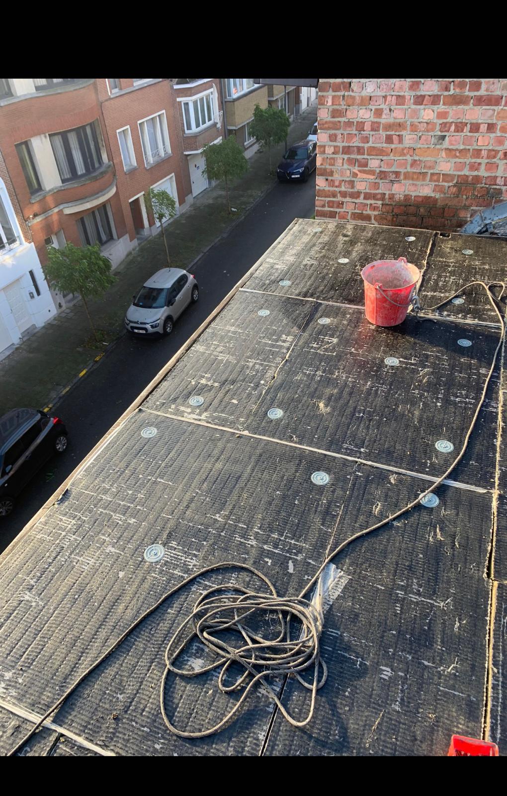 Isolation toiture plate en cours